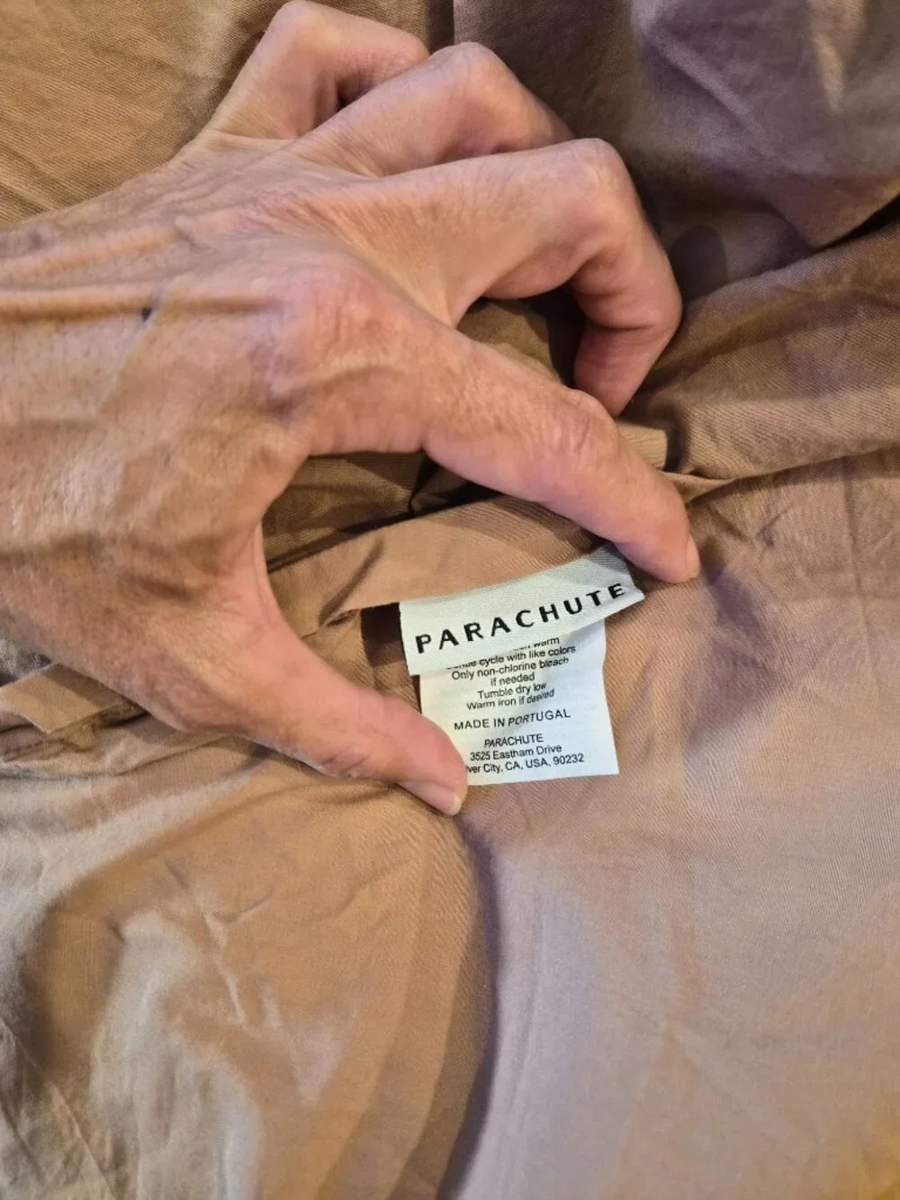 Parachute Percale Duvet Cover -  King/Cal King – Clay – New Without Tags